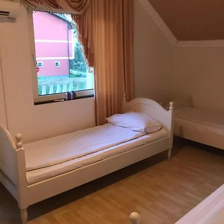 House For Rent Villa *
